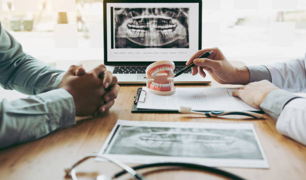 Best Emergency Gum Treatment in Dyersville, IA
